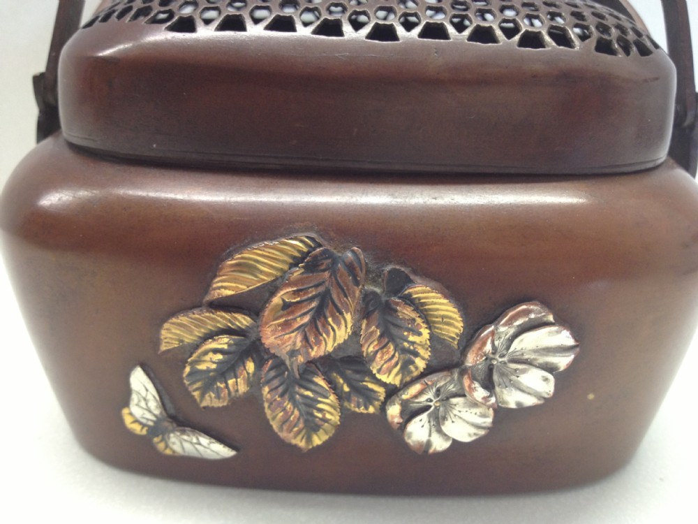 JAPANESE BRONZE AND MIXED METAL CRICKET BOX MEIJI PERIOD View II