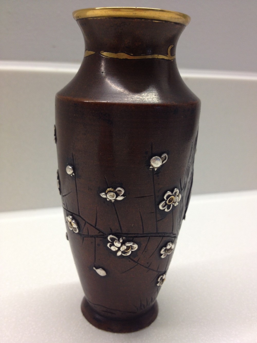 JAPANESE BRONZE AND OVERLAID MIXED METAL VASE MEIJI View IV