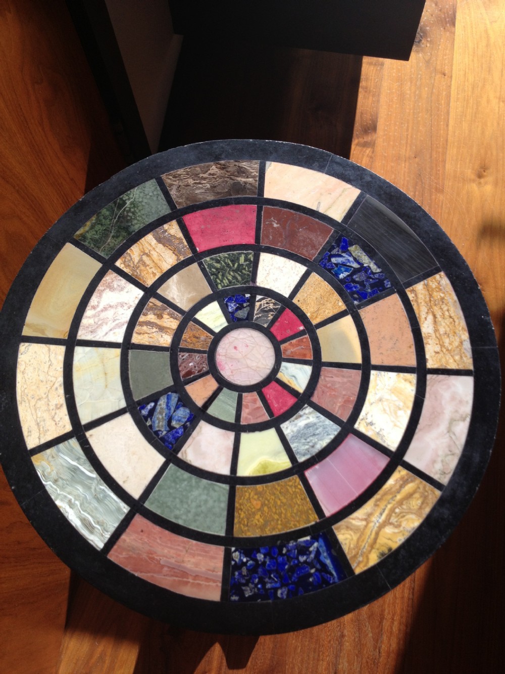 SUPERB DERBYSHIRE SLATE SPECIMEN TOP OCCASIONAL TABLE View II
