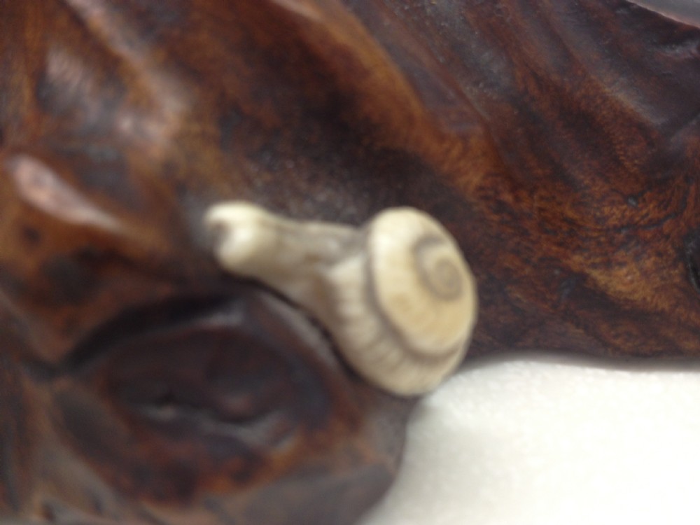 FANTASTIC QUALITY JAPANESE IVORY OKIMONO GROUP SNOW BEAR ON ROCKY OUTCROP MEIJI PERIOD View VIII