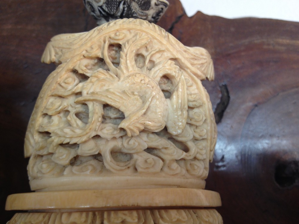 FINE PAIR OF CHINESE IVORY FIGURES EMPORER AND EMPORESS View XIV