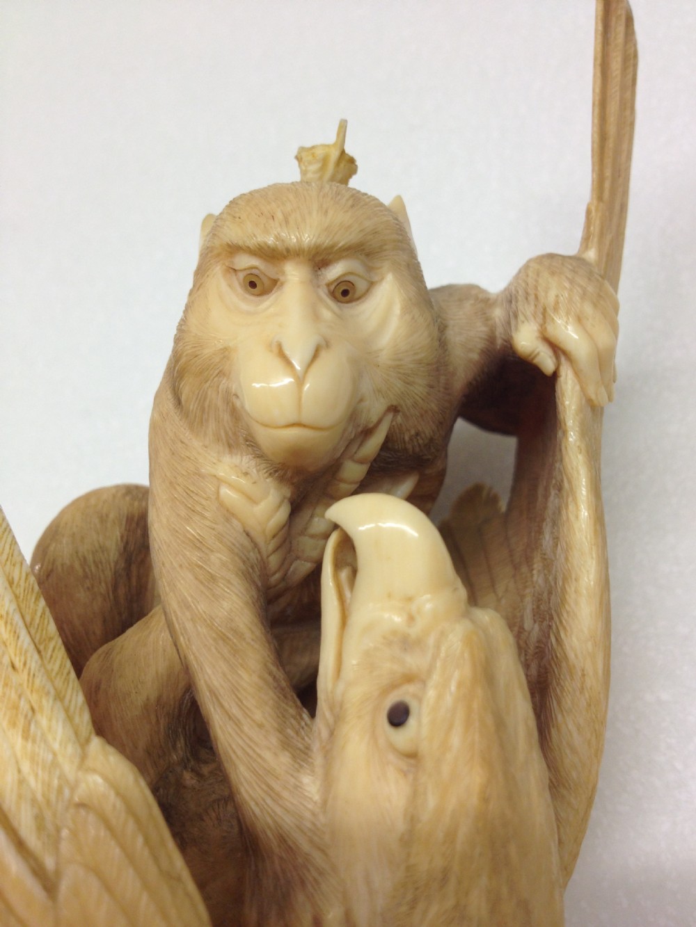 MAGNIFICENT QUALITY JAPANESE IVORY OKIMONO MONKEY AND EAGLE View IX