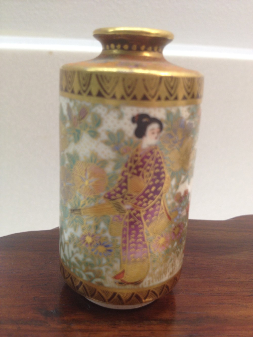 NICE PAIR OF MINIATURE JAPANESE SATSUMA VASES  View III