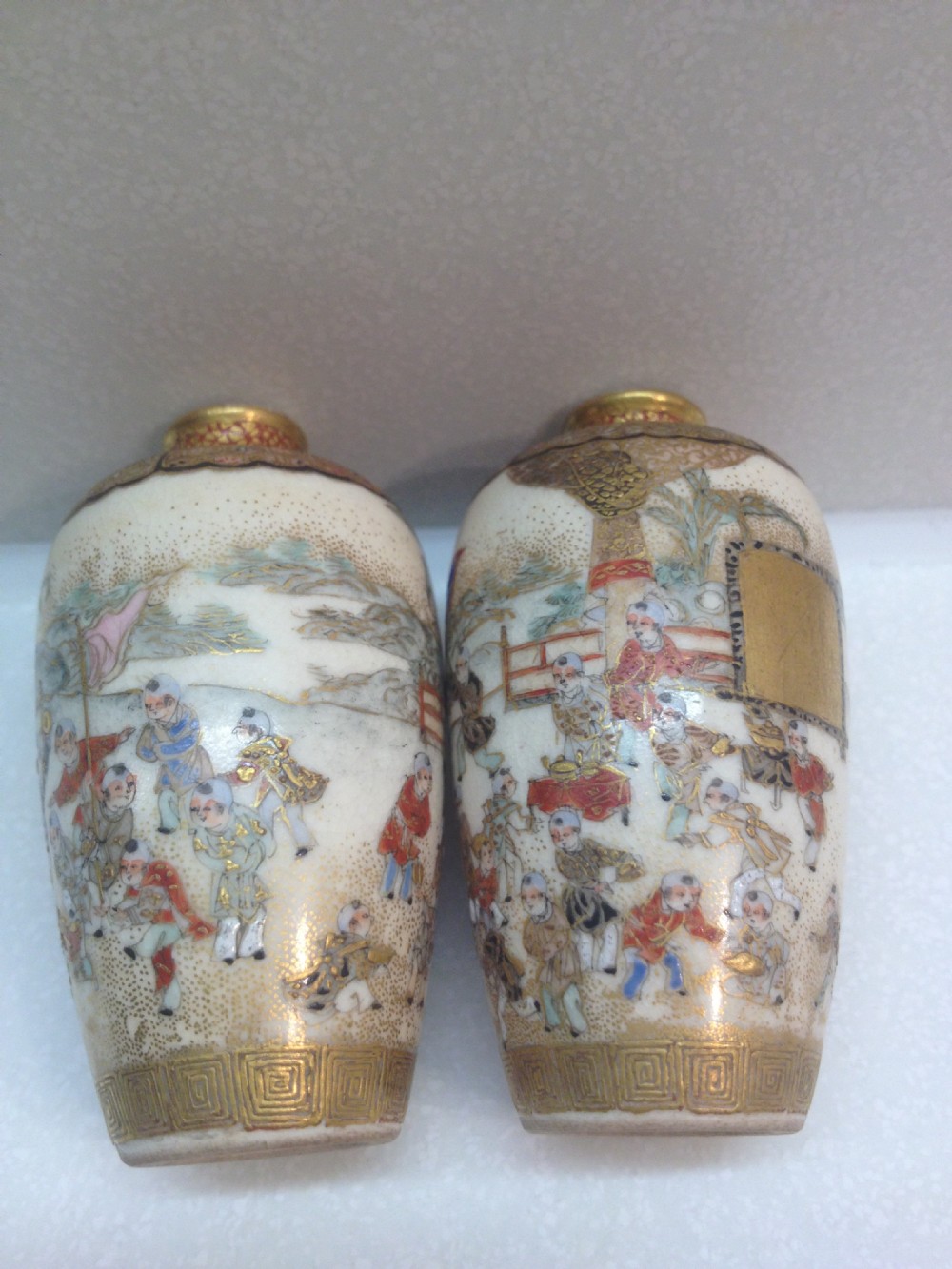 FANTASTIC QUALITY PAIR OF MINIATURE JAPANESE SATSUMA VASES (YABU MEIZAN STYLE) View VIII
