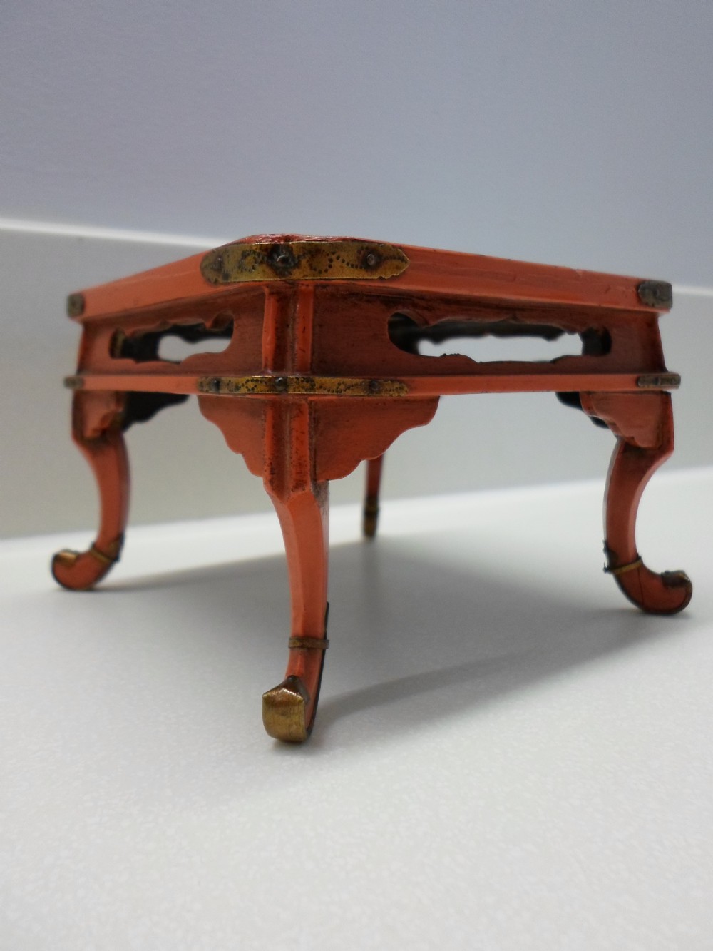 SMALL CHINESE LACQUERED GILT METAL MOUNTED DISPLAY STAND View VI
