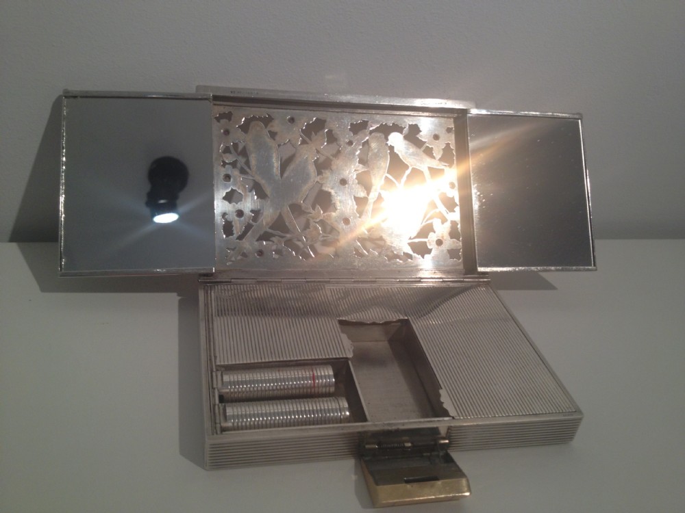 STUNNING BOUCHERON OF PARIS GOLD AND SILVER LADIES COMPACT View VII