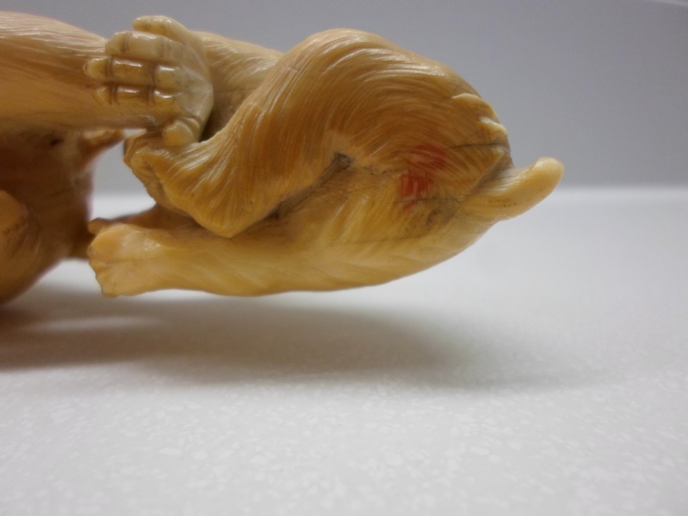 HUMEROUS JAPANESE IVORY OKIMONO MONKEY GROUP MEIJI PERIOD 1868-1912 View IX