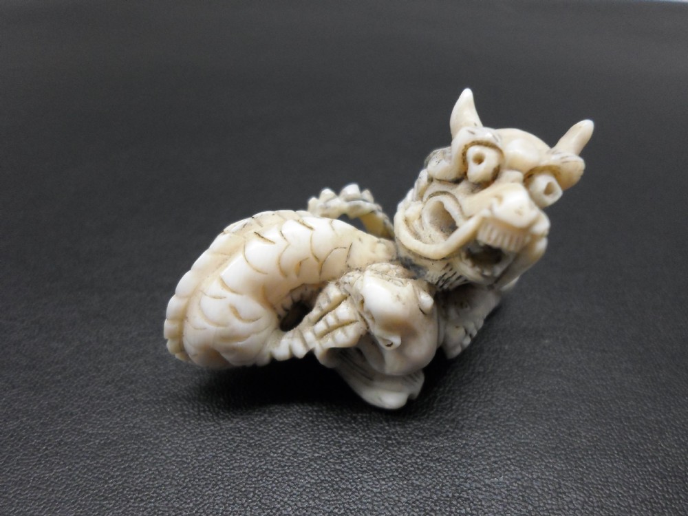 JAPANESE IVORY NETSUKE DRAGON AND RAT 