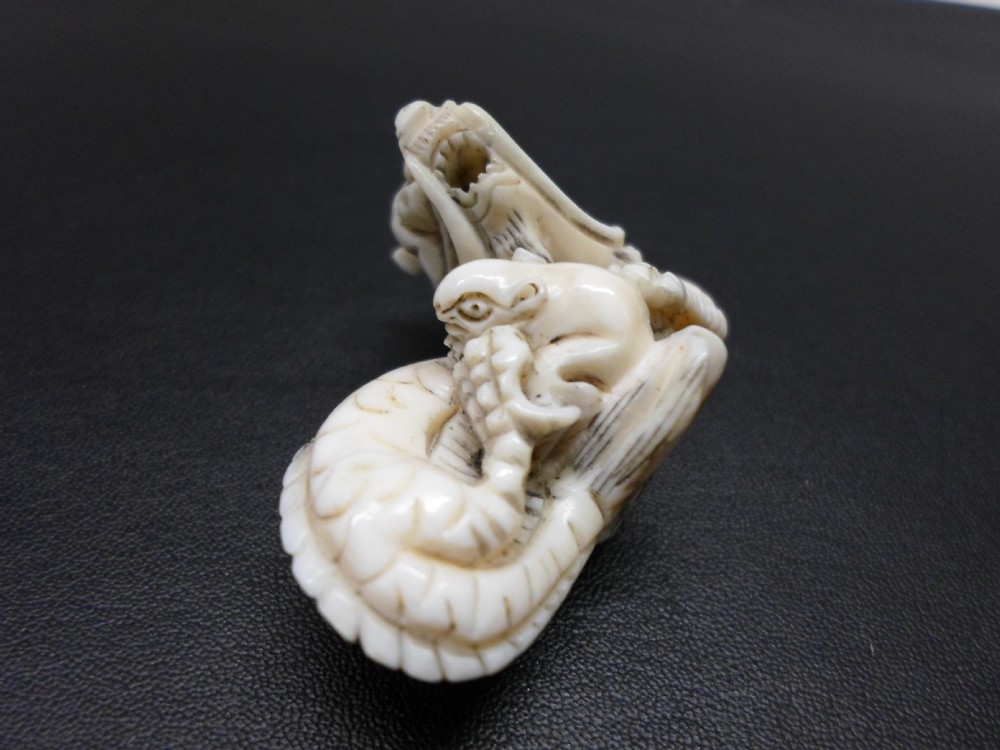 JAPANESE IVORY NETSUKE DRAGON AND RAT  View II