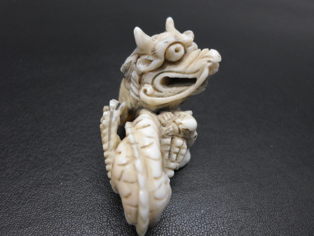 JAPANESE IVORY NETSUKE DRAGON AND RAT  View VI