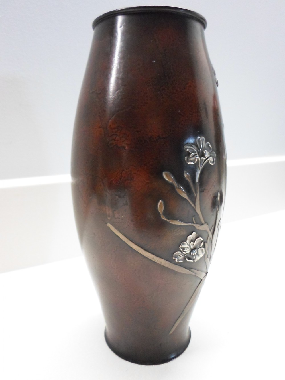 RARE COLOUR JAPANESE BRONZE SILVER ONLAID IRIS VASE View VI