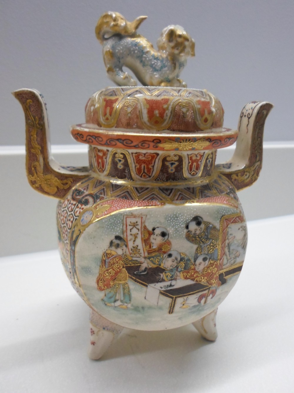 JAPANESE SATSUMA EARTHENWARE KORO AND COVER View IV