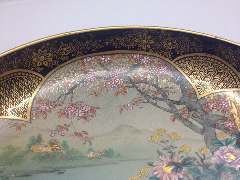 SUPERB QUALITY LARGE JAPANESE SATSUMA PLATE- SIGNED View III