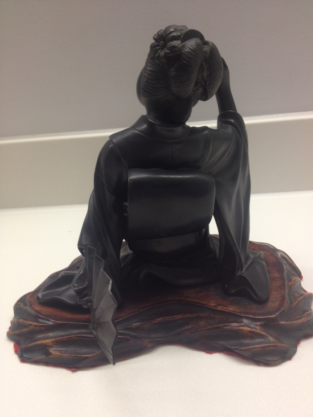 LOVELY QUALITY JAPANESE BRONZE GEISHA ON STAND MEIJI PERIOD . View III
