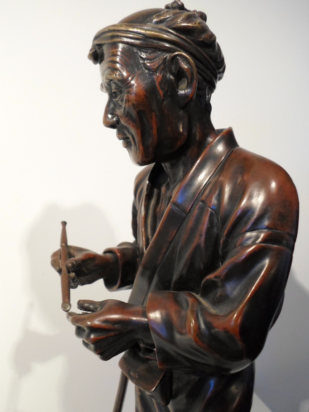 LARGE JAPANESE BRONZE OKIMONO PEASANT FARMER MEIJI PERIOD 1868 - 1912 View VI