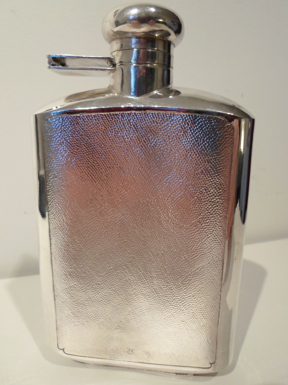 FINE QUALITY LARGE CHINESE SILVER HIP FLASK SHANGHAI MAKER View II