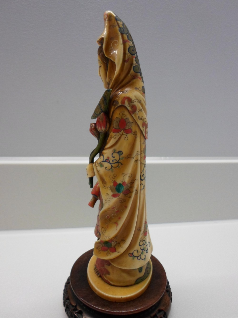 RARE 19TH CENTURY JAPANESE PAINTED IVORY OKIMONO OF KANNON (KUAN-YIN) View IV
