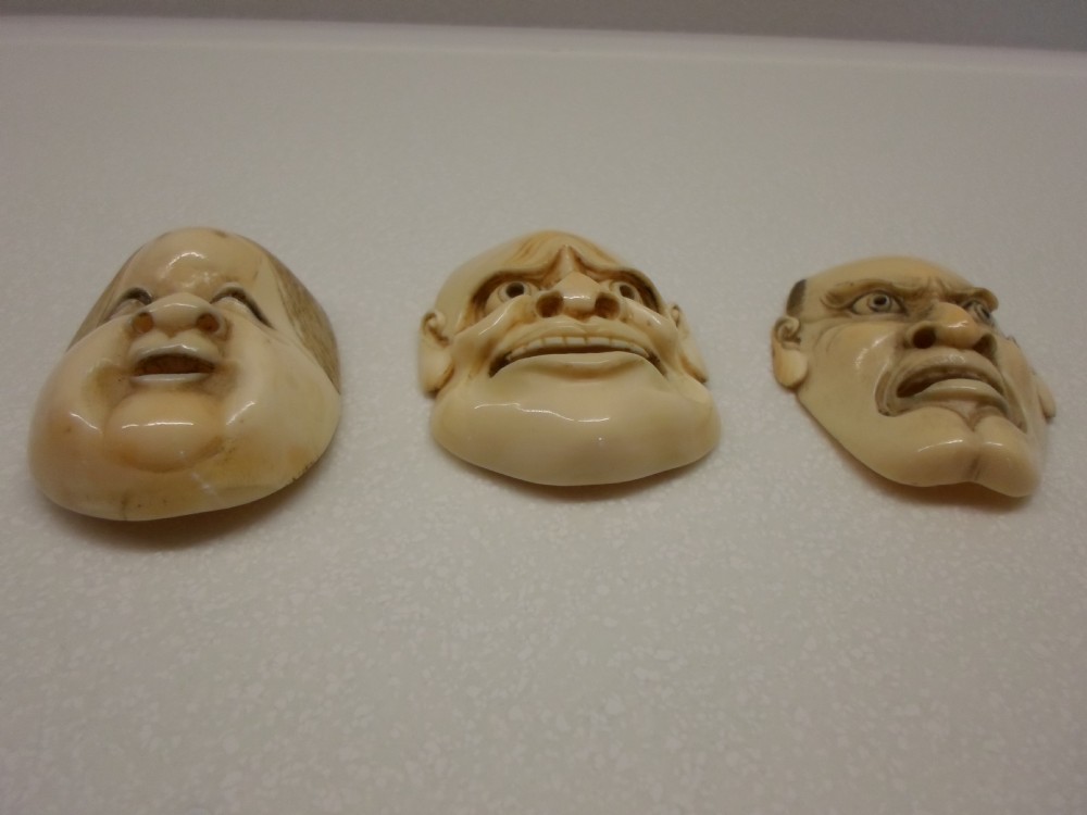 SET OF THREE JAPANESE IVORY NOH MASK NETSUKE MEIJI PERIOD View VI
