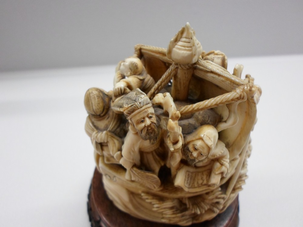 GREAT QUALITY JAPANESE IVORY OKIMONO TAKARABUNE (DRAGON BOAT) View VIII