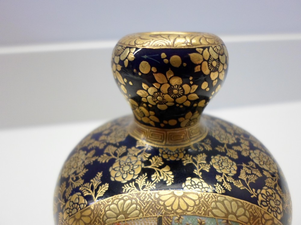 FINE QUALITY KINKOZAN JAPANESE SATSUMA VASE MEIJI PERIOD View VIII