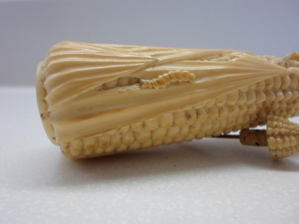UNUSUAL CHINESE IVORY CORN ON THE COB SCENT BOTTLE View VII