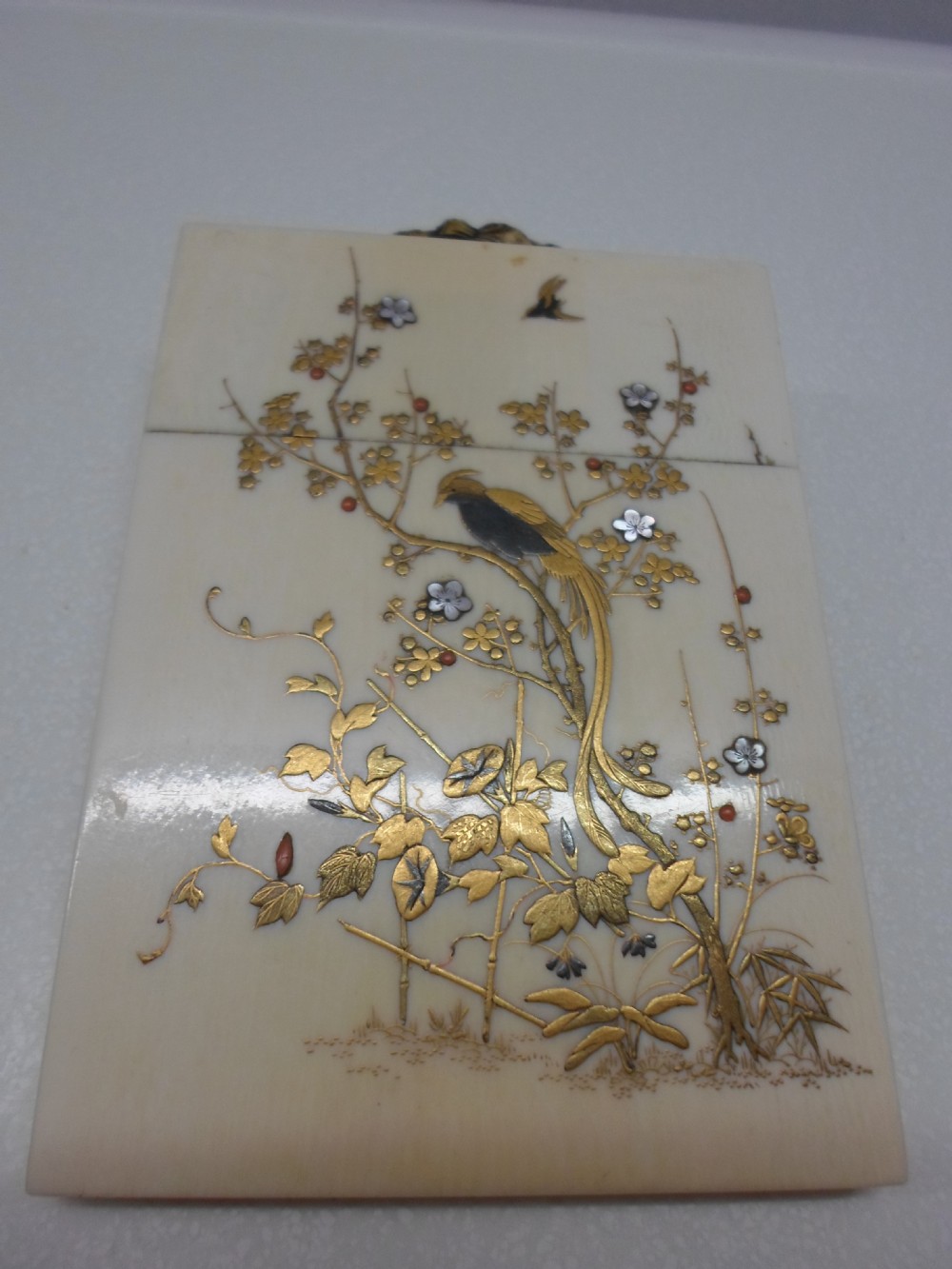 JAPANESE IVORY LACQUER AND SHIBAYAMA CARD CASE View IV