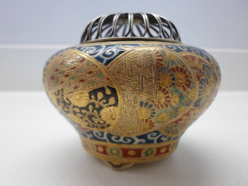 JAPANESE IMPERIAL SATSUMA SILVER LIDDED KORO