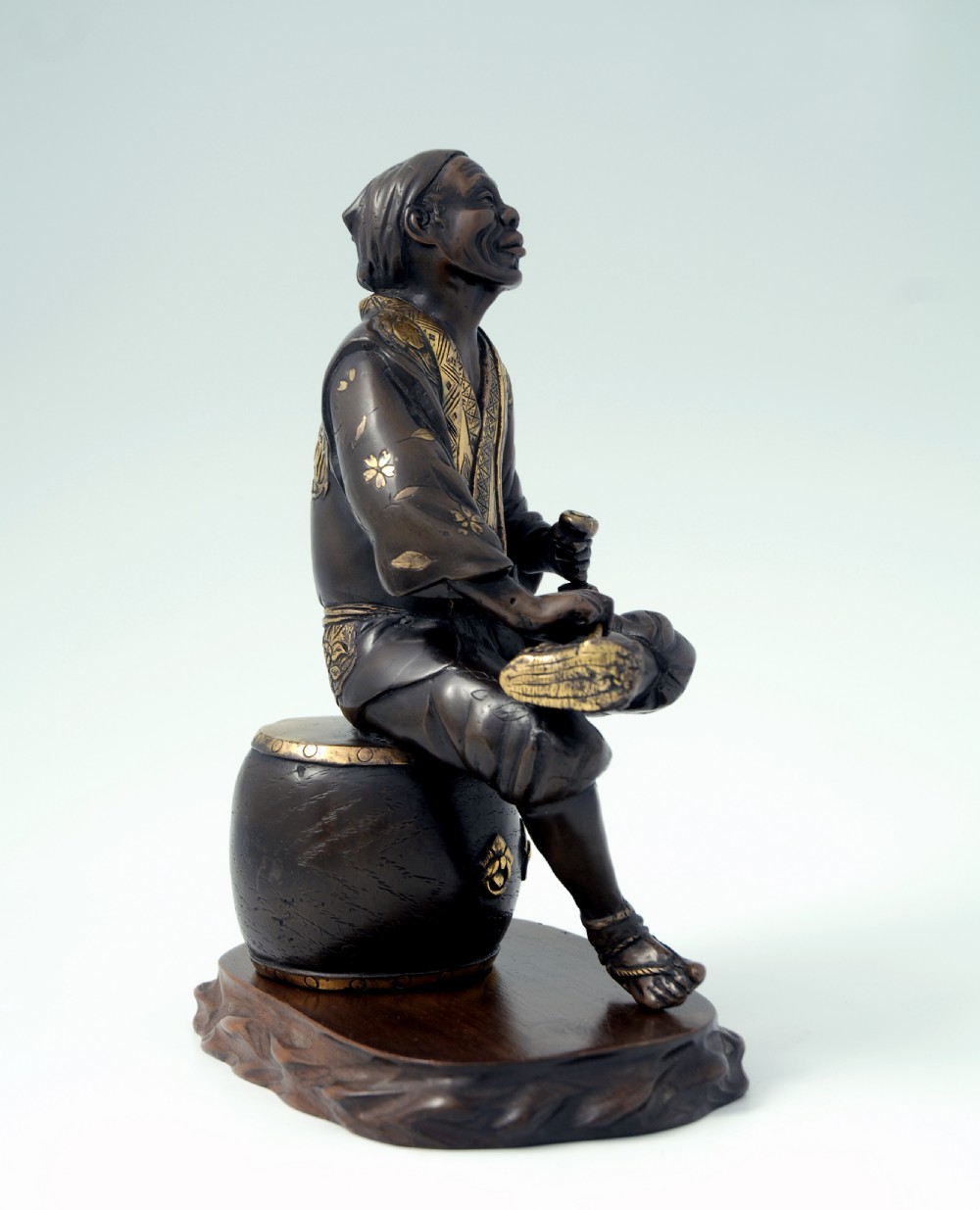 GREAT JAPANESE PARCEL GILT BRONZE MIYAO STYLE OKIMONO View IV