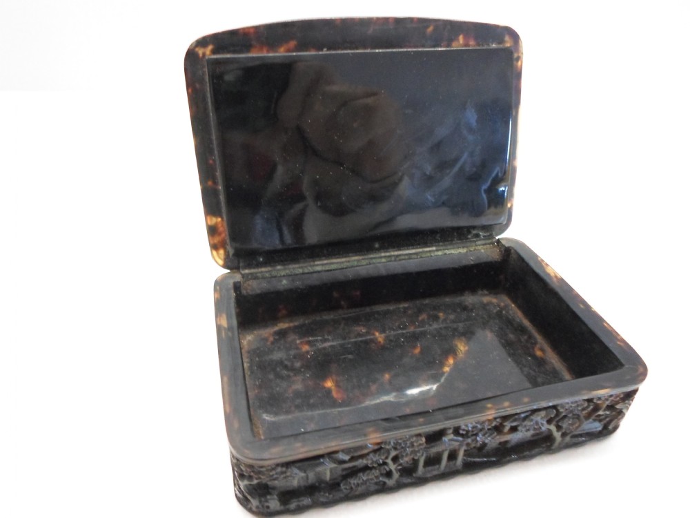 SUPERB CHINESE CANTONESE TORTOISESHELL TABLE SNUFF BOX View VII