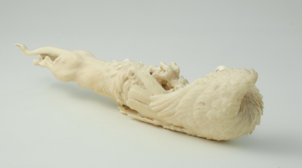 FINE QUALITY JAPANESE IVORY OKIMONO LION AND EAGLE View V