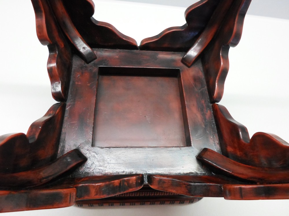 FANTASTIC QUALITY CHINESE CINNABAR LACQUER DISPLAY STAND View VI