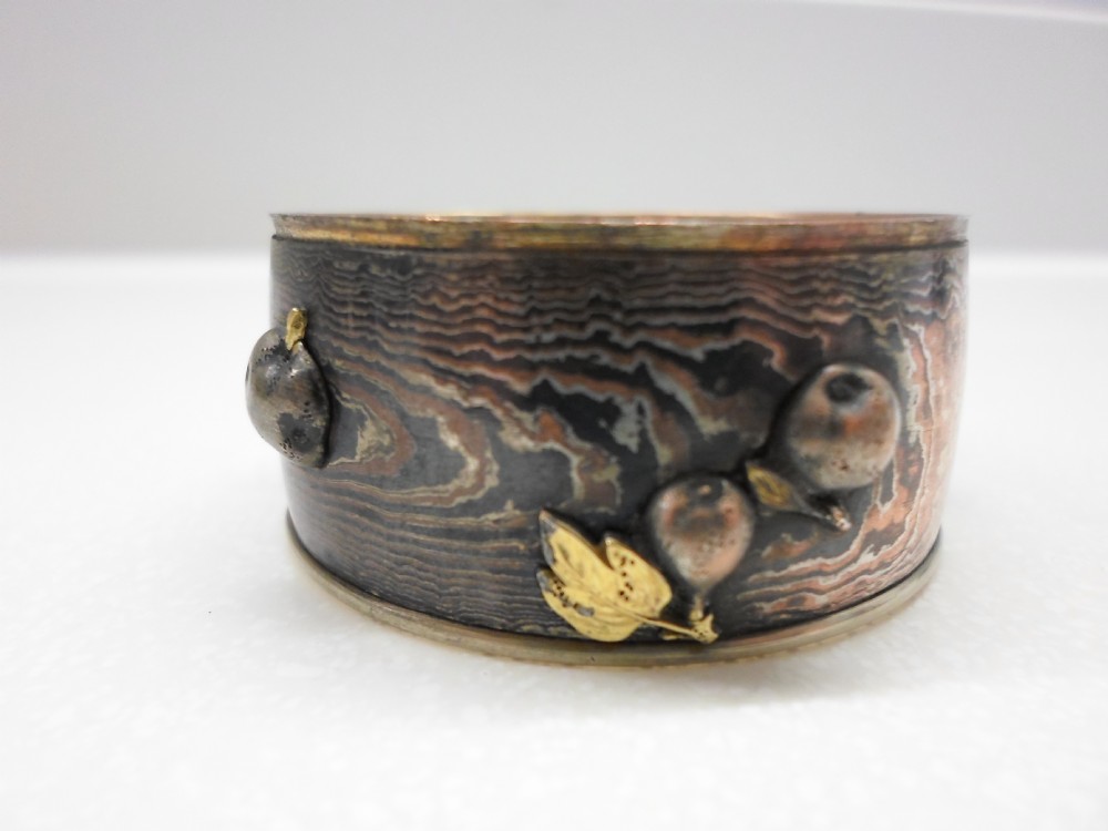 GREAT COLLECTION JAPANESE MIXED METAL NAPKIN RINGS View VIII