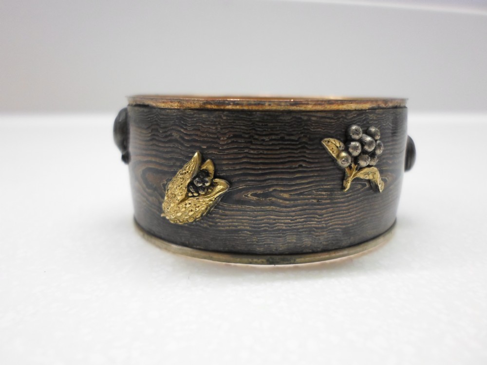 GREAT COLLECTION JAPANESE MIXED METAL NAPKIN RINGS View IX