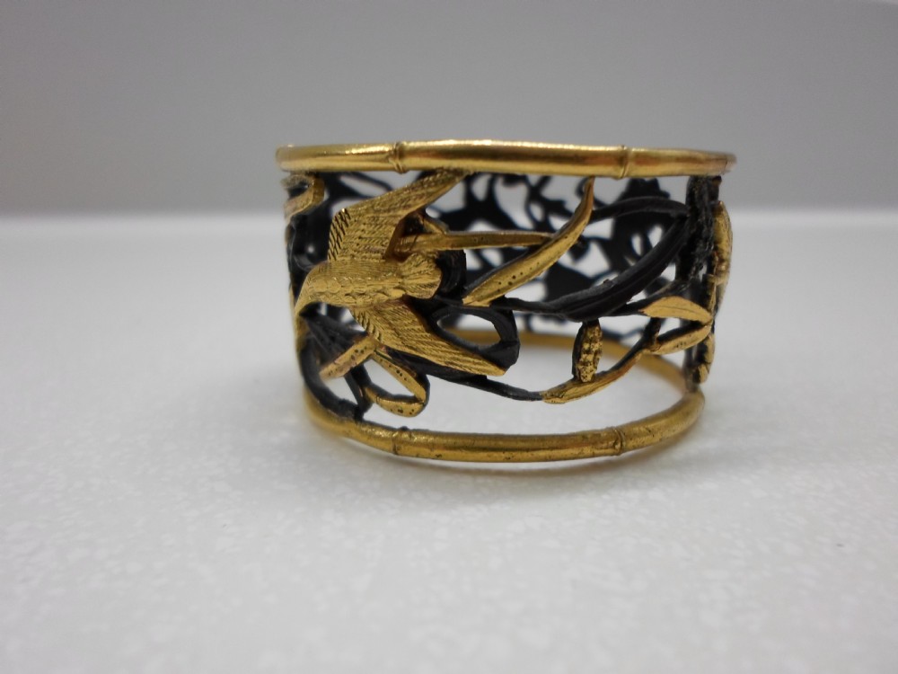 GREAT COLLECTION JAPANESE MIXED METAL NAPKIN RINGS View XII