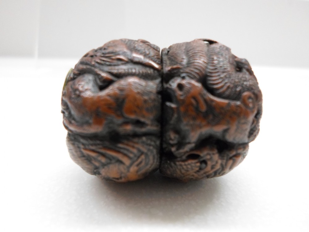 JAPANESE MEIJI PERIOD CARVED NUT ZODIAC NETSUKE View VIII