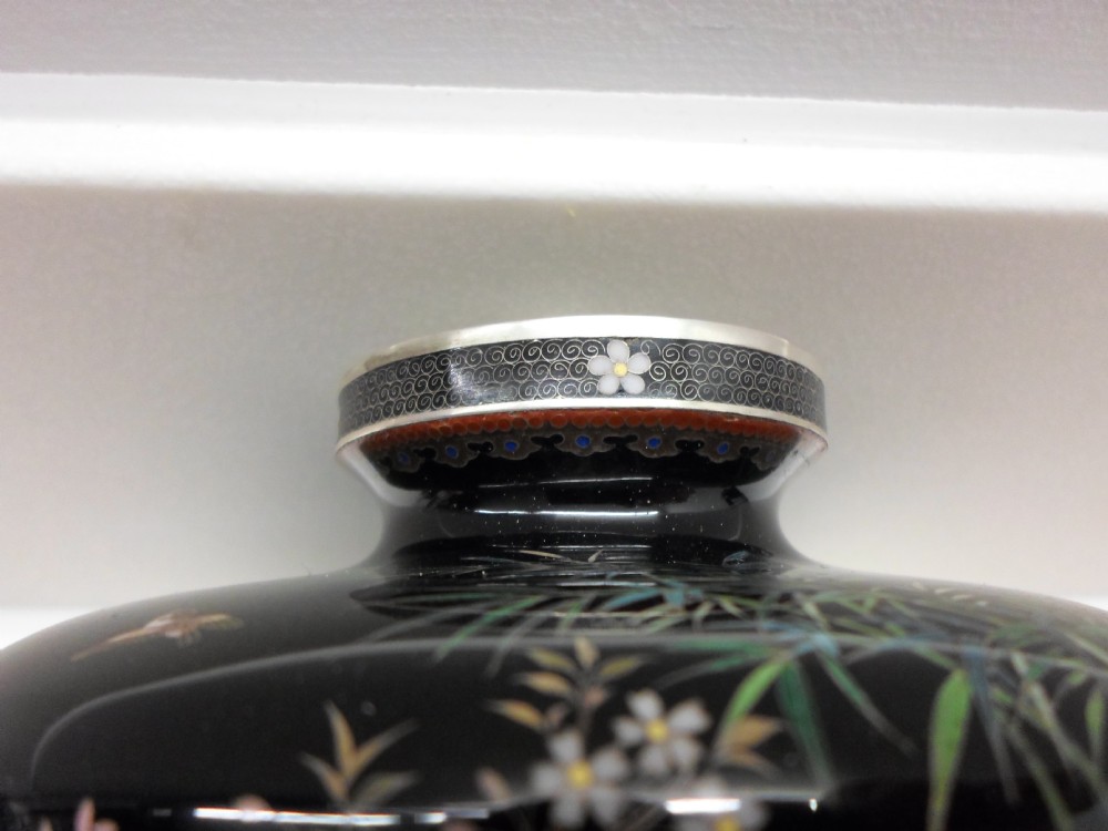 GOLD WIRE JAPANESE CLOISONNE VASE MEIJI PERIOD View VII