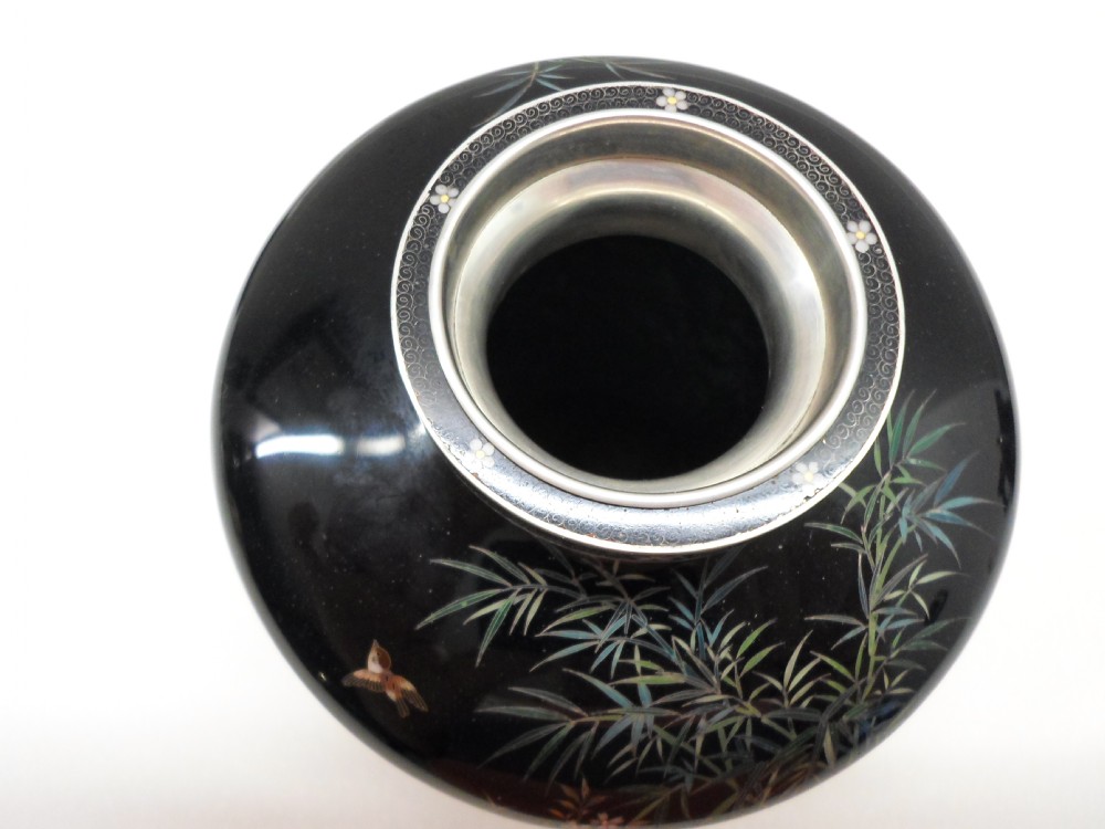 GOLD WIRE JAPANESE CLOISONNE VASE MEIJI PERIOD View IX