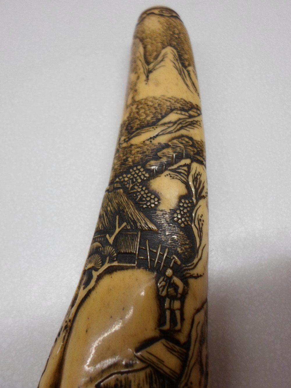 FINE QUALITY JAPANESE STAG ANTLER KISERUZUTSU (PIPE CASE) View IX