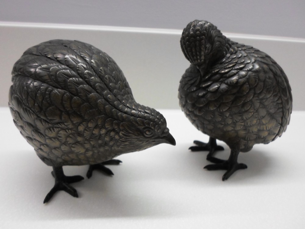 FINE QUALITY PAIR OF JAPANESE BRONZE QUAILS MEIJI View V