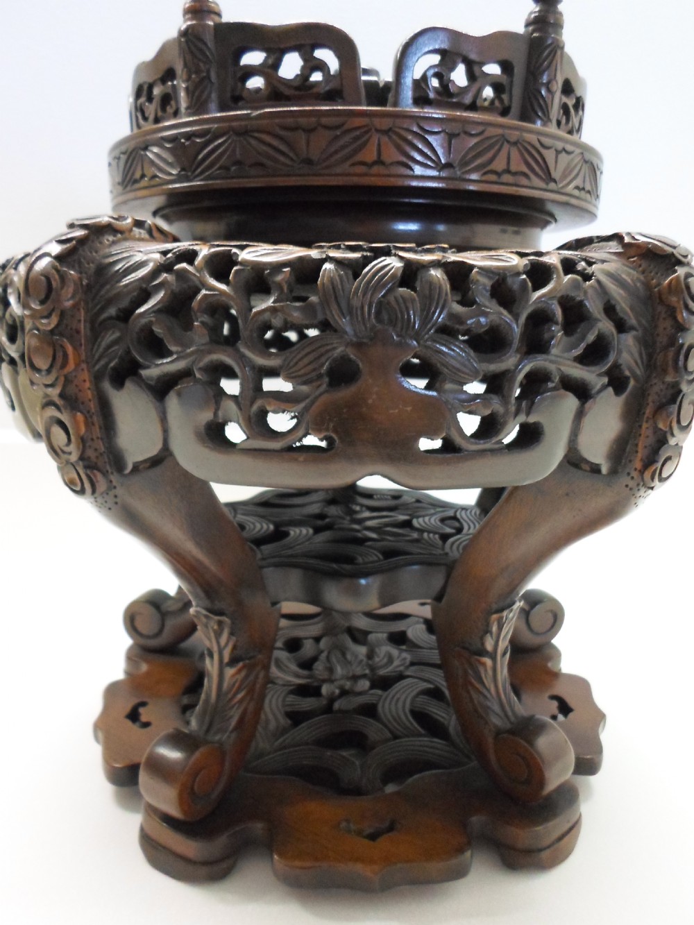 STUNNING LARGE JAPANESE SHIBAYAMA IVORY TUSK VASE ON STAND View VI