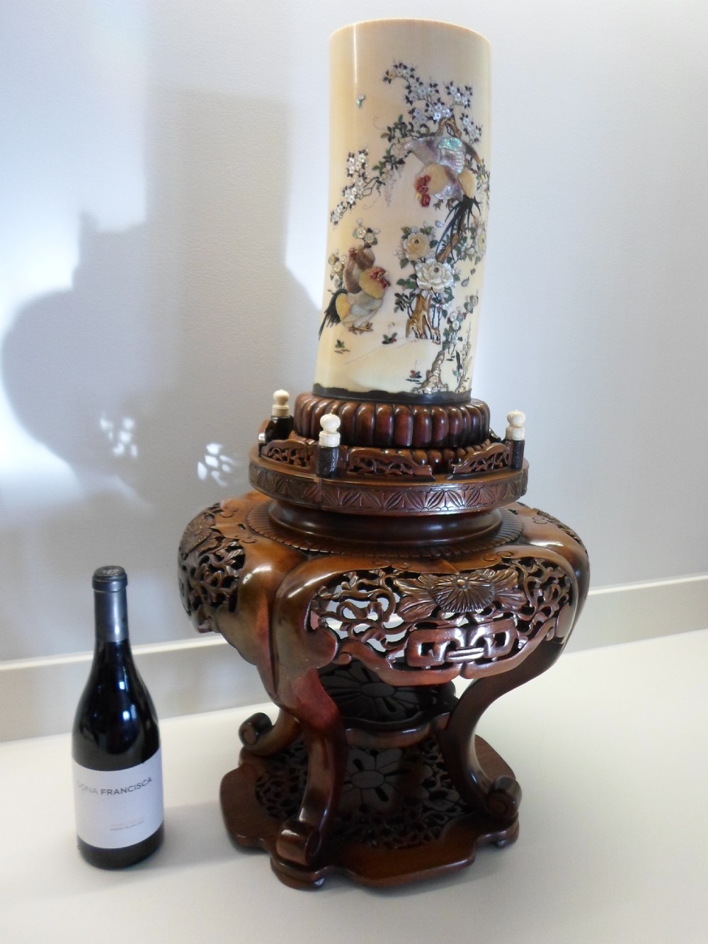 STUNNING HUGE JAPANESE SHIBAYAMA IVORY TUSK VASE ON STAND