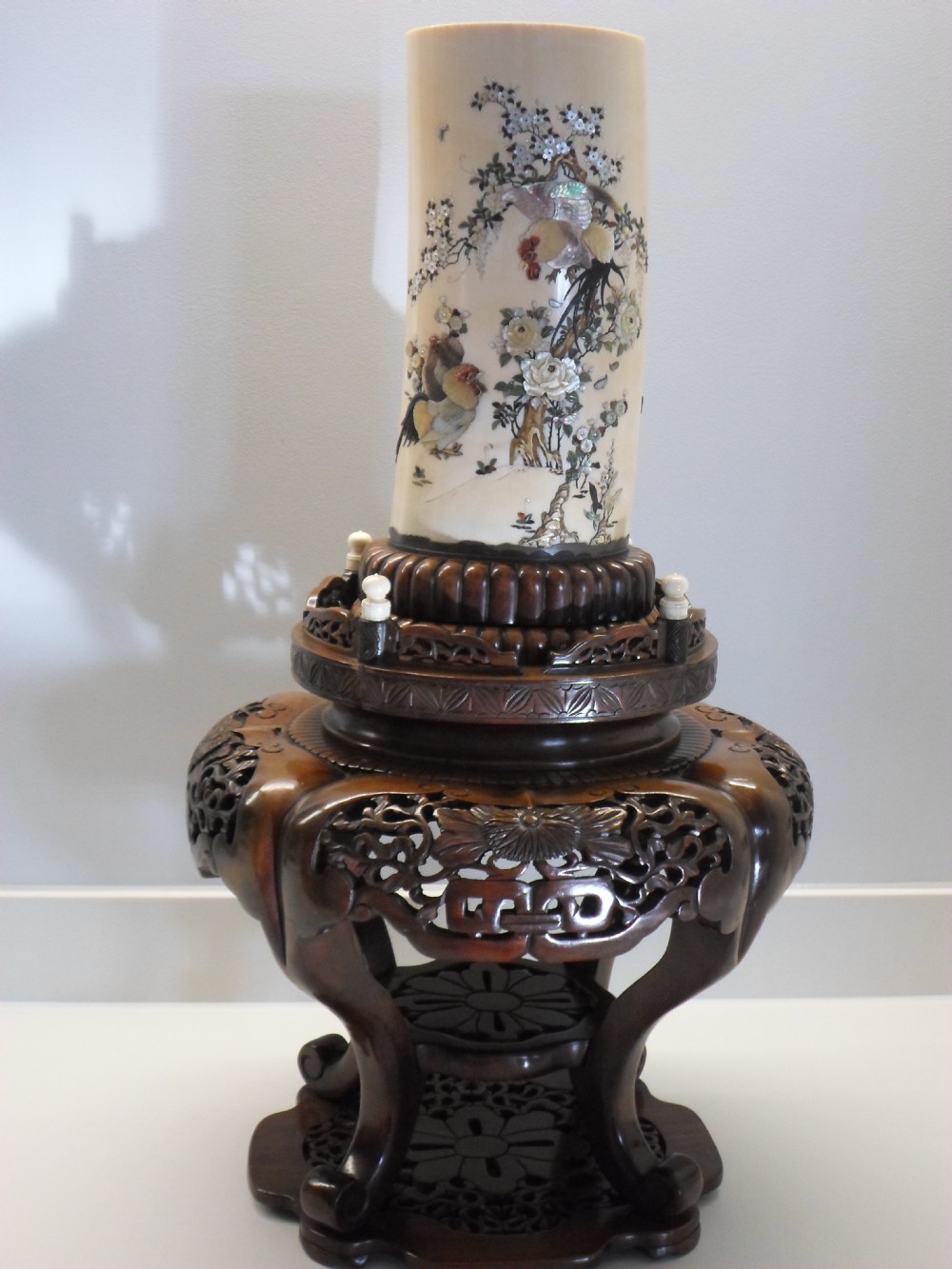 STUNNING HUGE JAPANESE SHIBAYAMA IVORY TUSK VASE ON STAND View II
