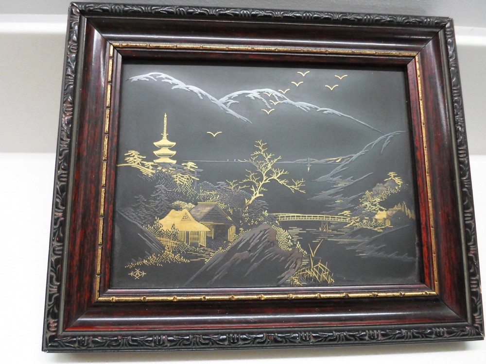 PAIR OF FRAMED JAPANESE KOMAI STYLE WALL PLAQUES View IV