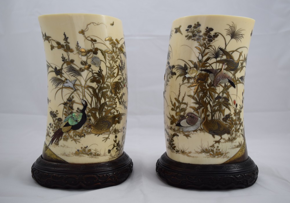 SUPERB PAIR OF JAPANESE IVORY GOLD LACQUER & SHIBAYAMA TUSK VASES View III
