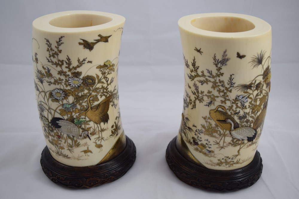 SUPERB PAIR OF JAPANESE IVORY GOLD LACQUER & SHIBAYAMA TUSK VASES View V