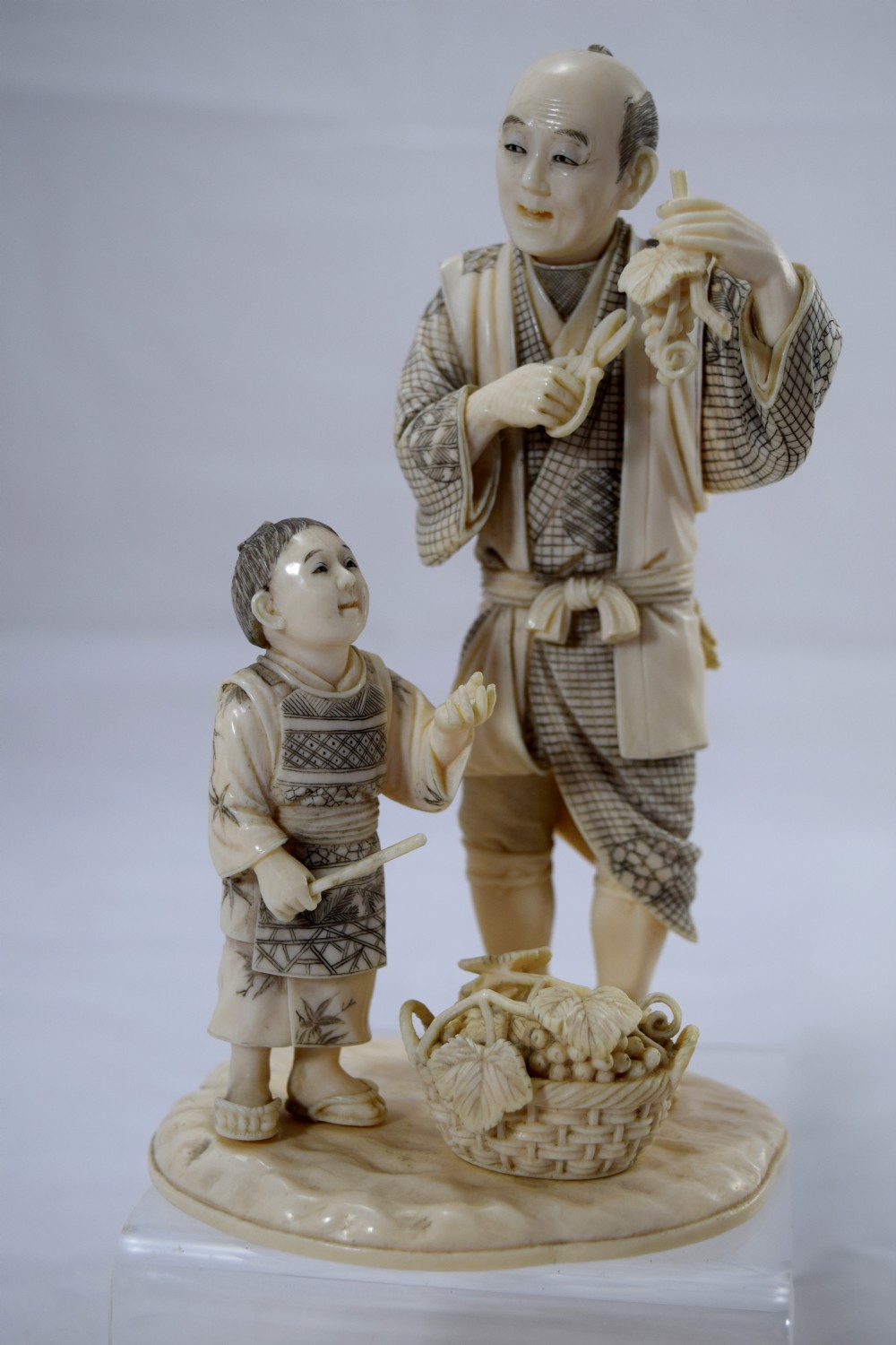 NICE QUALITY JAPANESE OKIMONO FATHER AND SON HARVESTING GRAPES View V