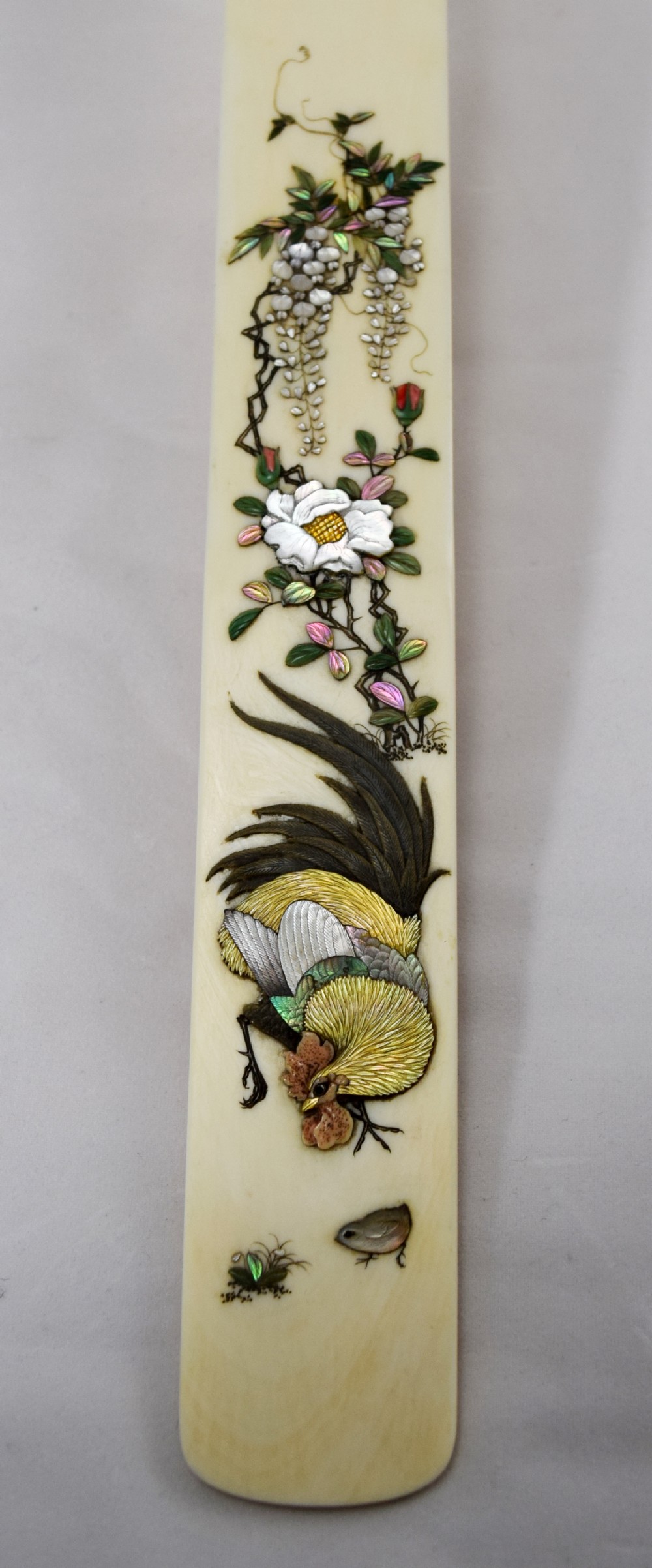 LARGE FINE QUALITY JAPANESE IVORY SHIBAYAMA PAGE TURNER View III