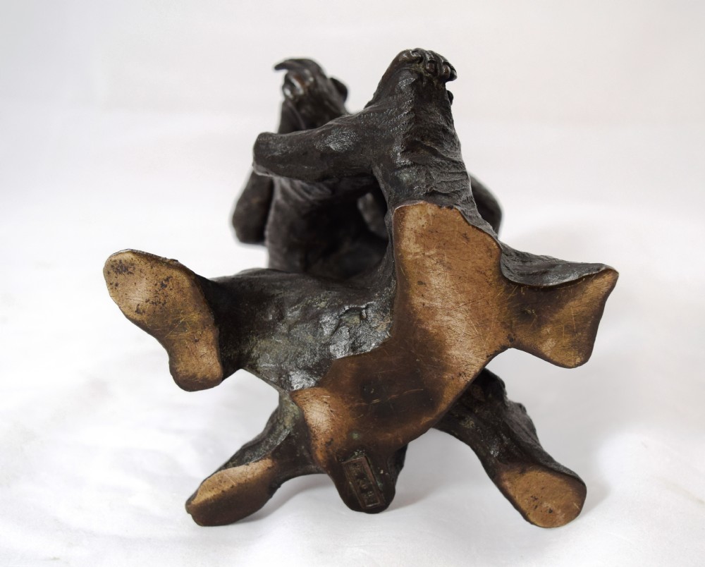 CHARMING JAPANESE BRONZE MONKEY OKIMONO 