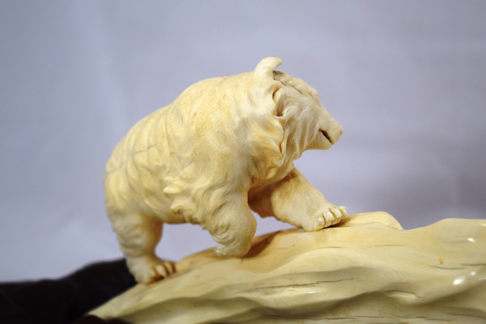 RARE LARGE JAPANESE IVORY TUSK BRIDGE OF BEARS MEIJI View V