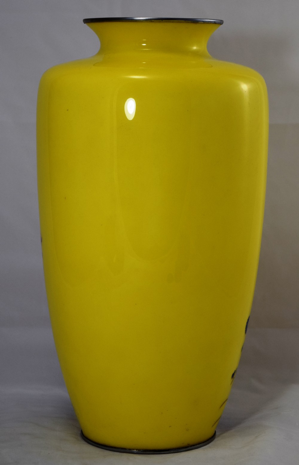 LARGE STRIKING YELLOW GROUND JAPANESE CLOISONNE VASE View III
